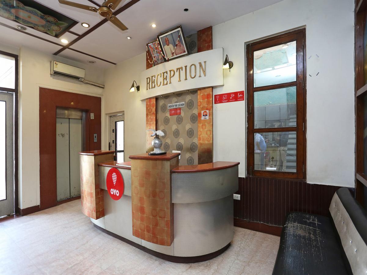Sheel Gopal Vision Hotel Matura Exterior foto